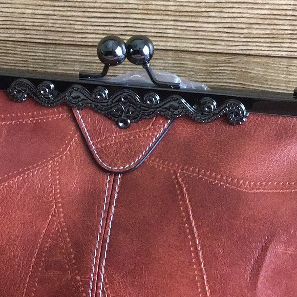 NEW Brown Shoulder Handbag with Accented Metal Closure - Picture 4 of 7